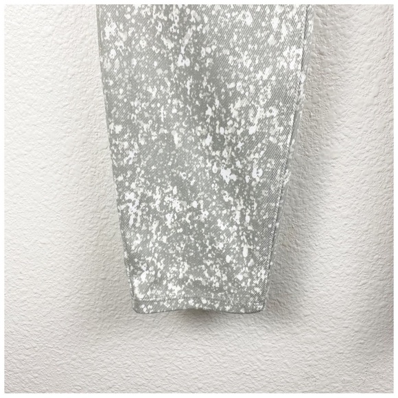Spanx Speckled Gray Jean-ish Leggings Size Medium - Picture 5 of 10